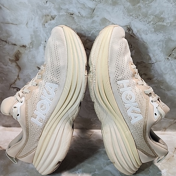 Hoka One One Bondi 8 Shoes Sneakers Size 8B Oat Milk Barley - Picture 4 of 8